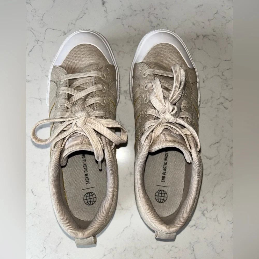Adidas Women’s Bravada 2.0 Platform Wonder Beige Canvas Sneaker - Picture 9 of 15